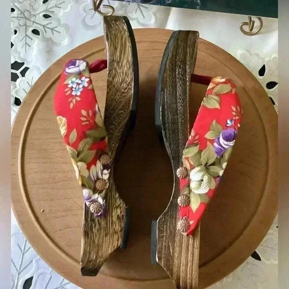 Floral Strip Japanese Wooden Sandals Size 39/ 6-7.5 - Picture 6 of 9